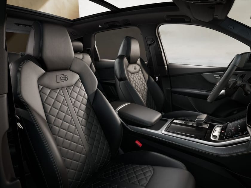 Bild 3 av Audi Q7 60 TFSI e quattro S-line Selection Laddhybrid 490 hk