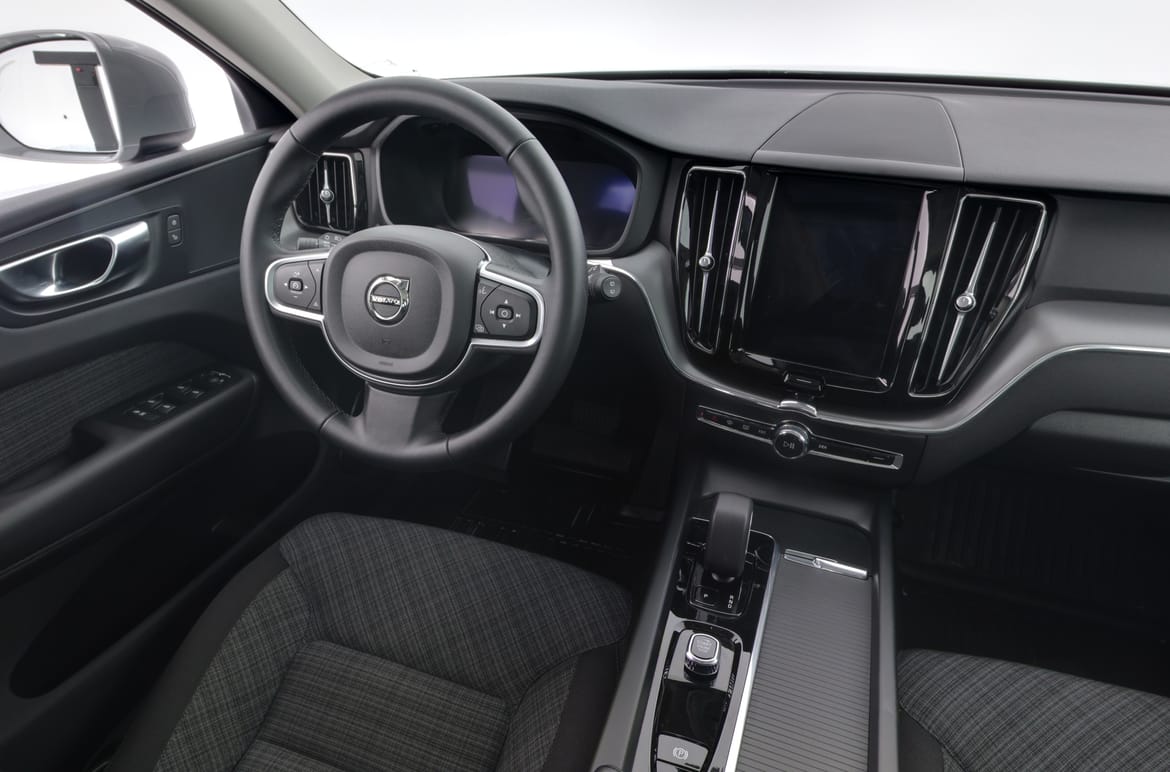 Volvo XC60 2025 - miniatyr 8
