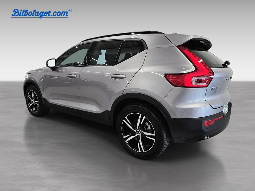 Bild 3 av Volvo XC40 B4 FWD Bensin Plus Dark