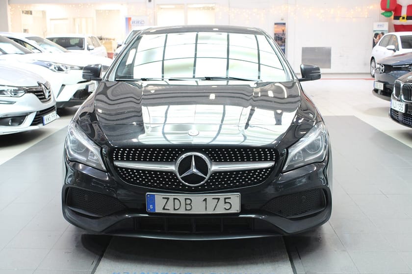 Bild 2 av Mercedes-Benz CLA 250 4MATIC 7G-DCT AMG Sport Alcantara/ B-Kamera/H&K