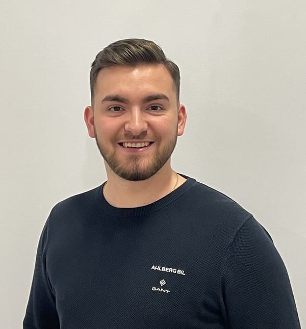 Albert Ajvazaj - Reservdelar