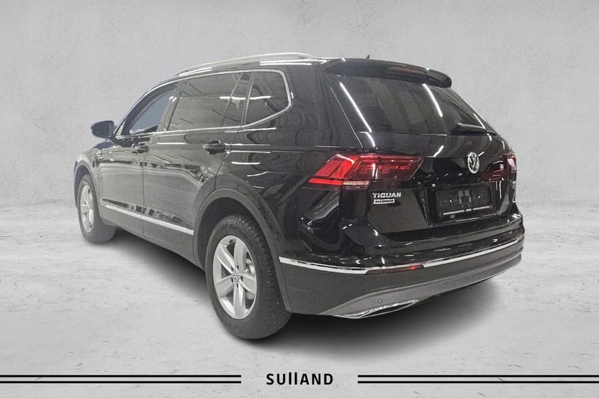 Bilde 3 av Volkswagen Tiguan Allspace 7-seater 2,0 TDI 190hk 4M Highline aut 7-s Utstyr-Garanti-Bytte