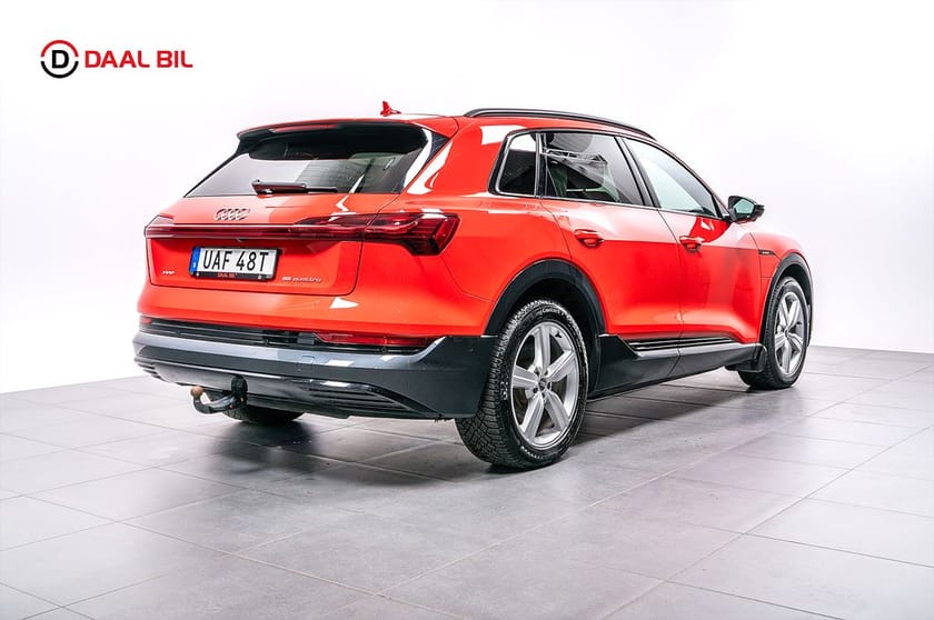Bild 5 av Audi e-tron 55 quattro 95 kWh 408HK PROLINE DRAG P-VÄRM B&O® LUFTFJÄD