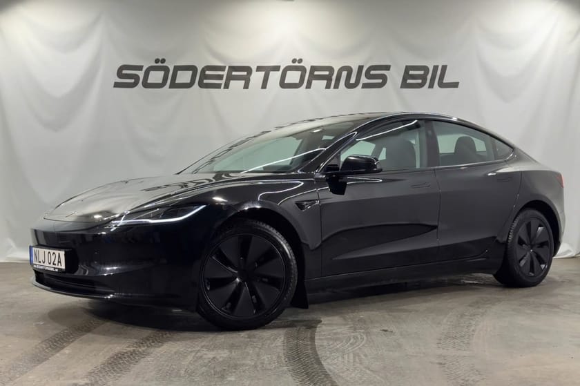 Bild 1 av Tesla Model 3 Standard Range HIGHLAND AUTOPILOT DRAG
