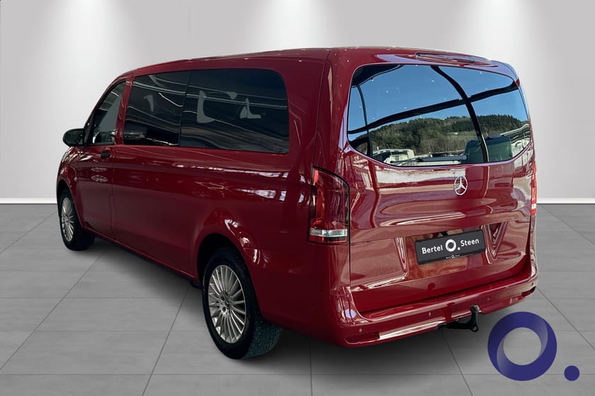 Bilde 3 av Mercedes-Benz Vito Tourer 119 CDI 4x4 3.2t 4MATIC A3 || Webasto || LED || Distronic