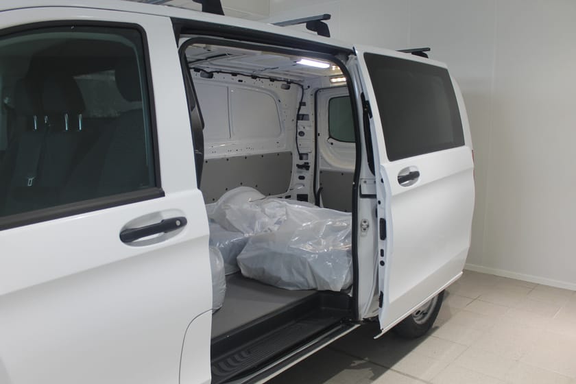 Bilde 4 av Mercedes-Benz Vito 114 CDI 4x4 3.2t V114 A3 4MATIC aut