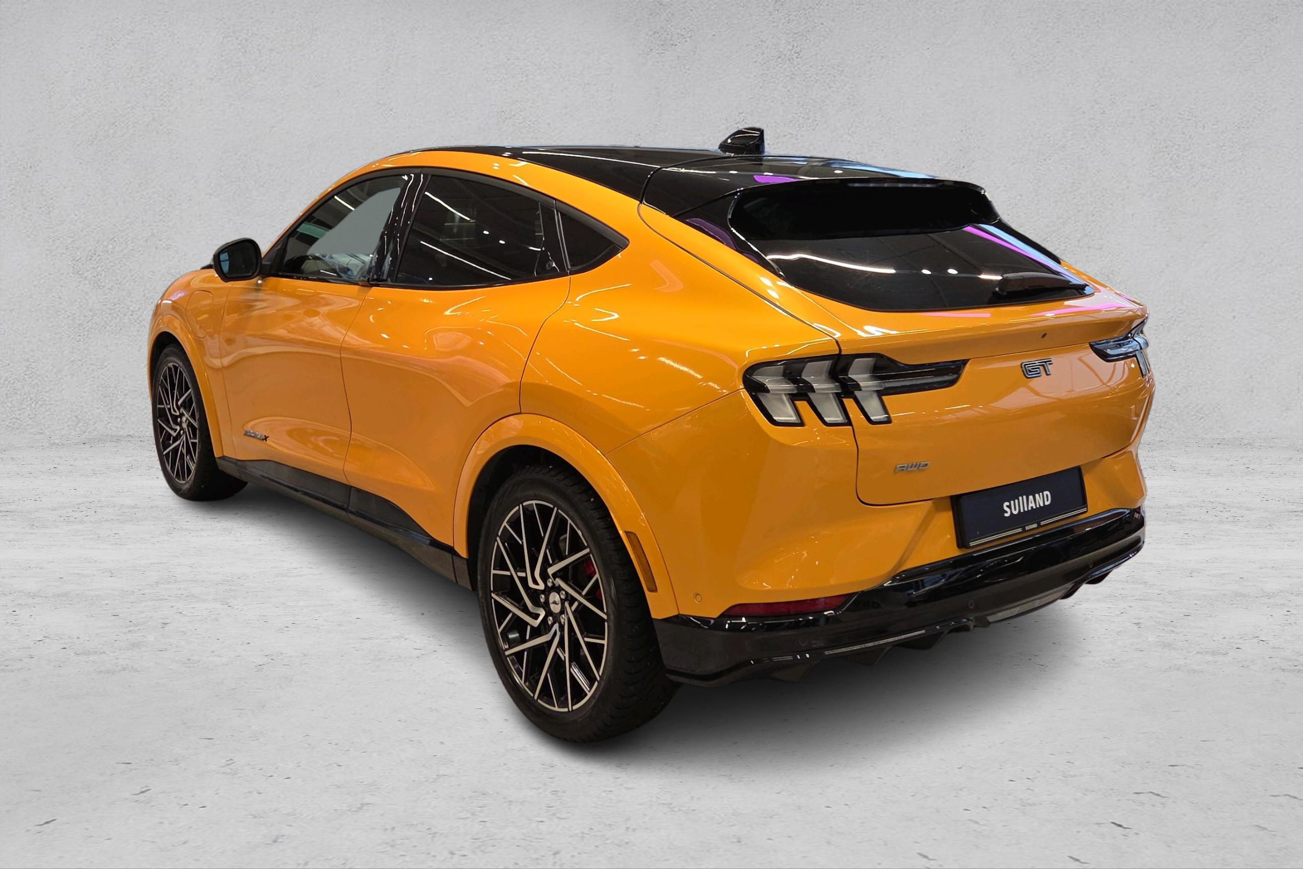 Thumnail bilde 2 av Ford Mustang Mach-E GT