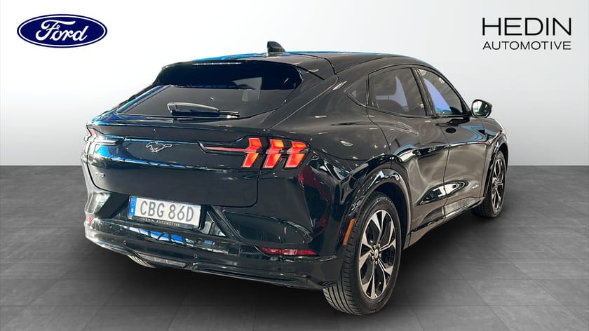 Bild 2 av Ford Mustang Mach-E Standard Range AWD 269hk 4995:-/mån Privat leasing