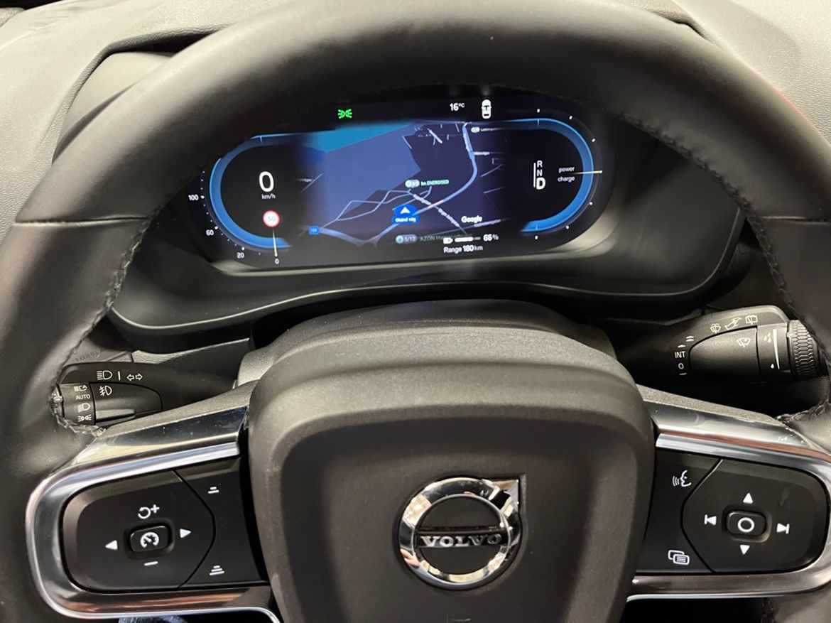 Volvo XC40 2023 - miniatyr 7