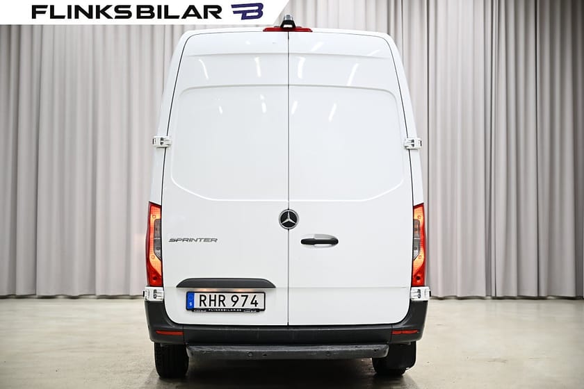 Bild 5 av Mercedes-Benz Sprinter 315 CDI RWD Skåpbil Automat|GPS|Backkamera|Drag|Värmare|EnÄgare|Leasbar