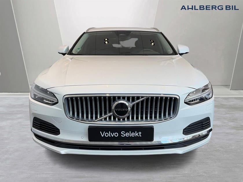 Bild 5 av Volvo V90 T6 Core Edition II, Dragkrok Halvautomatisk, Parkeringskamera Bak, Baklucka Elmanövrerad, Google Maps
