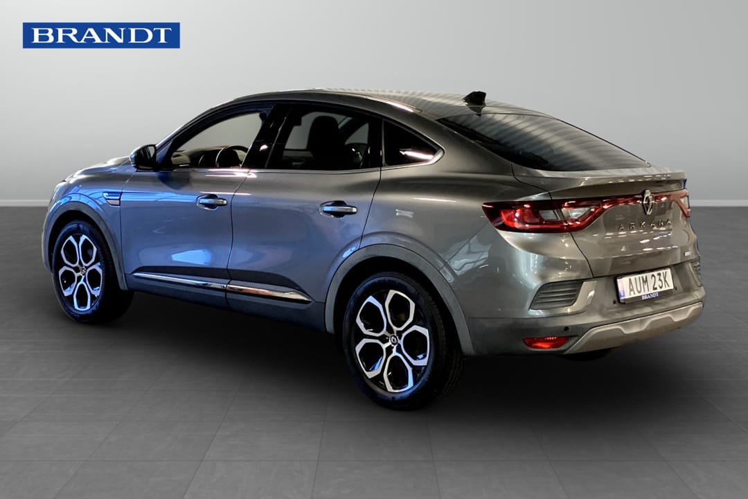 Renault Arkana E-TECH 145