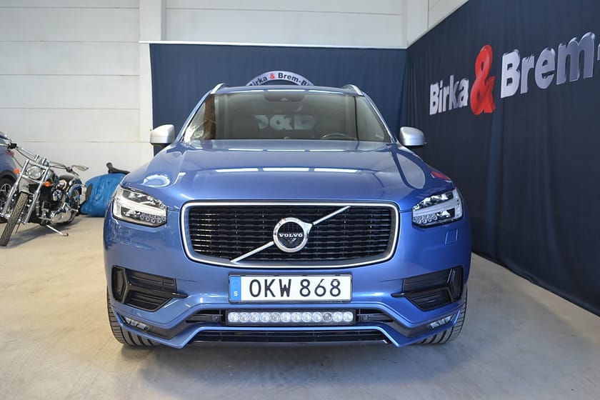 Bild 2 av Volvo XC90 R-Design T6 AWD Luftfjädring 7sits Drag VOC 320hk