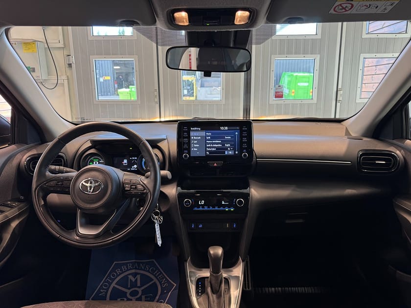 Bild 5 av Toyota Yaris Cross Hybrid AWD-i e-CVT Active Extraljus B-kamera 116hk