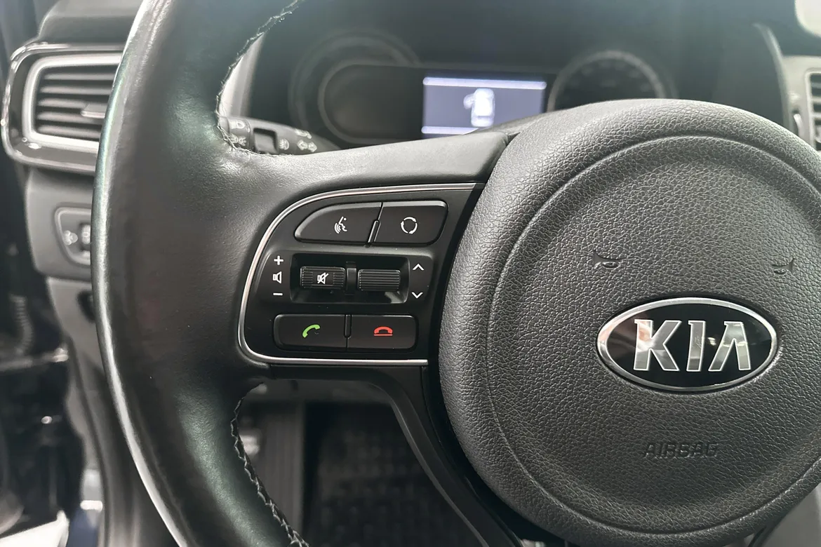 picture of a car