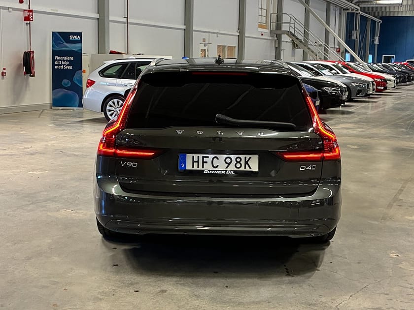 Bild 4 av Volvo V90 D4 AWD Aut Adv. edt | Backkamera | Navi | V-hjul