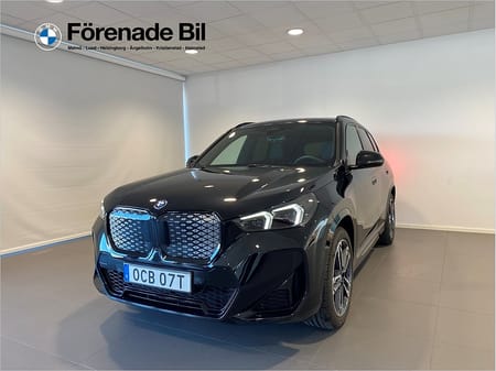 BMW iX1 xDrive30