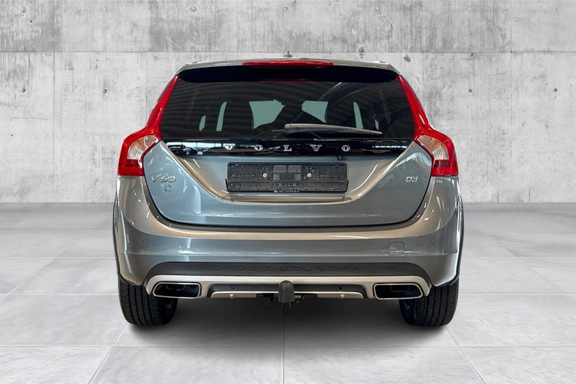 Bilde 4 av Volvo V60 Cross Country D3 Summum/Krok/Tek.pk PRO/VOC/R.kam/Navi PRO+++