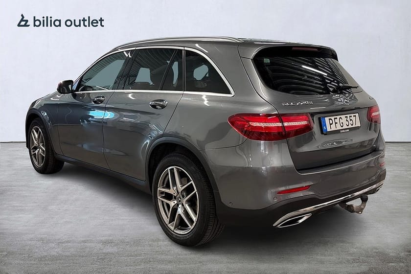 Bild 3 av Mercedes-Benz GLC 220 d 4MATIC 4M AMG Line Panoramasoltak,Drag