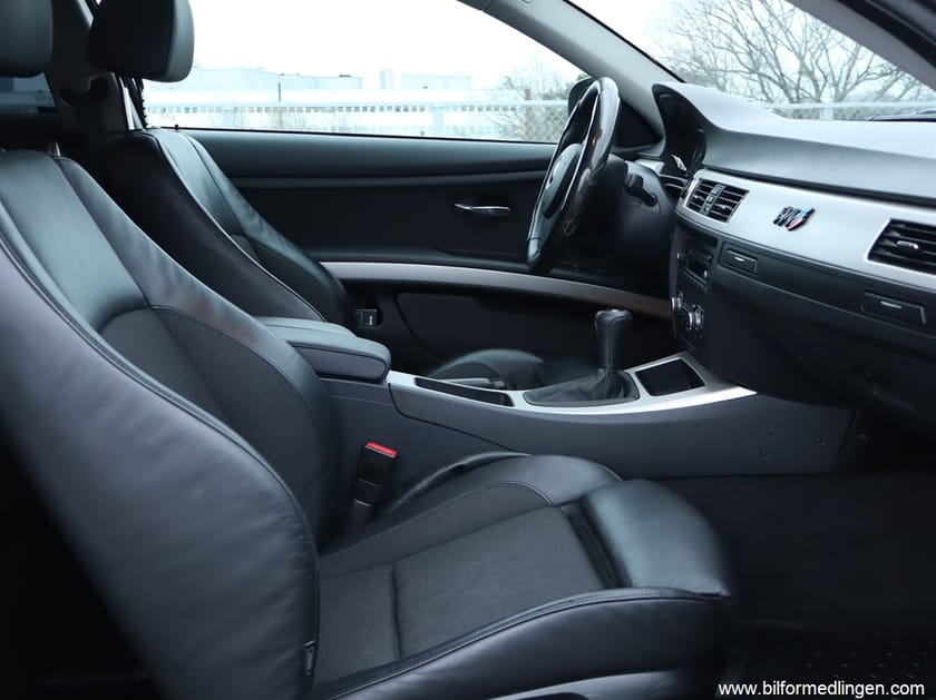 Bild 5 av BMW 320d Coupé 320 Coupe 177hk Svensksåld S/V-hjul M-värmare
