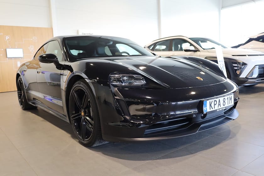 Bild 4 av Porsche Taycan 4S DD+ 571HK Navi Pano Kamera Sport Chrono Matrix