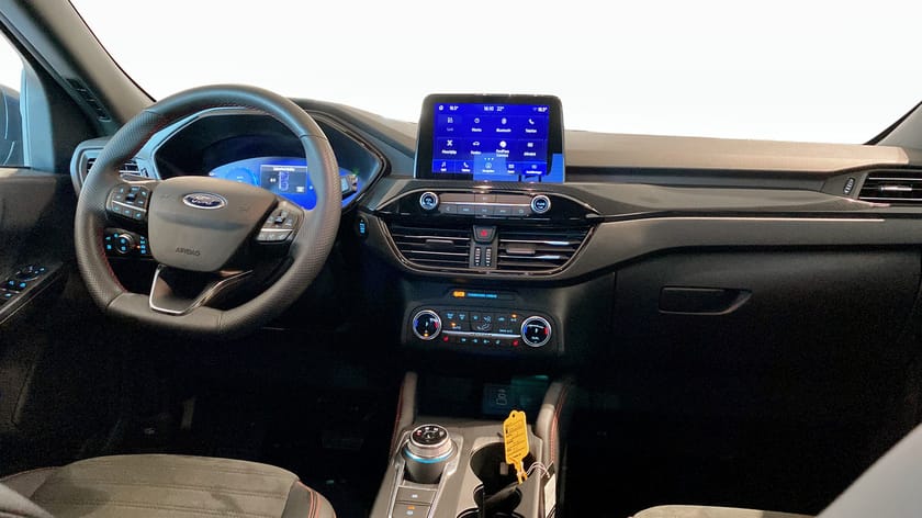 Bild 4 av Ford Kuga Plug-In Hybrid ST-Line X Business Edition PHEV|225HK|56km EL| 20 tum