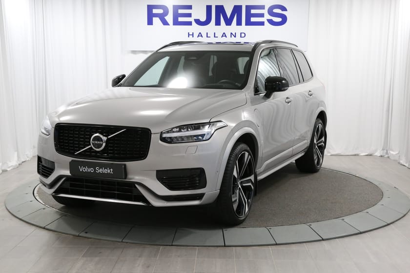 Bild 1 av Volvo XC90 7 Säten T8 Ultra Dark Edition |Drag |B&W |HUD |360° |Luftfjädring