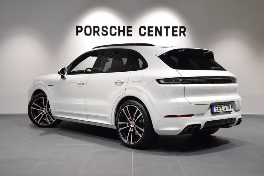 Bild 3 av Porsche Cayenne S E-Hybrid 519hk / Sport Design / InnoDrive