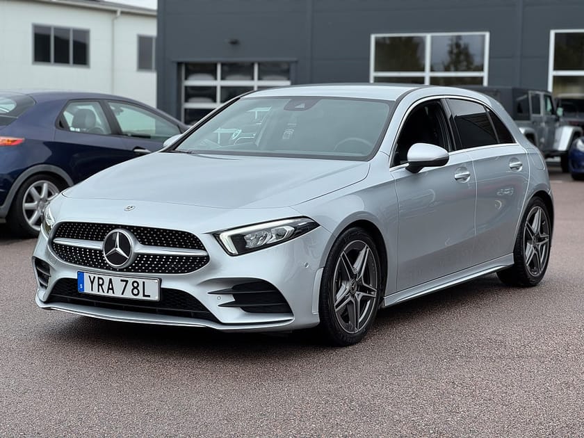 Bild 2 av Mercedes-Benz A 250 4MATIC 7G-DCT AMG Widescreen B-Kamera Navi