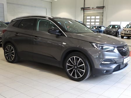 Opel Grandland Hybrid4 300