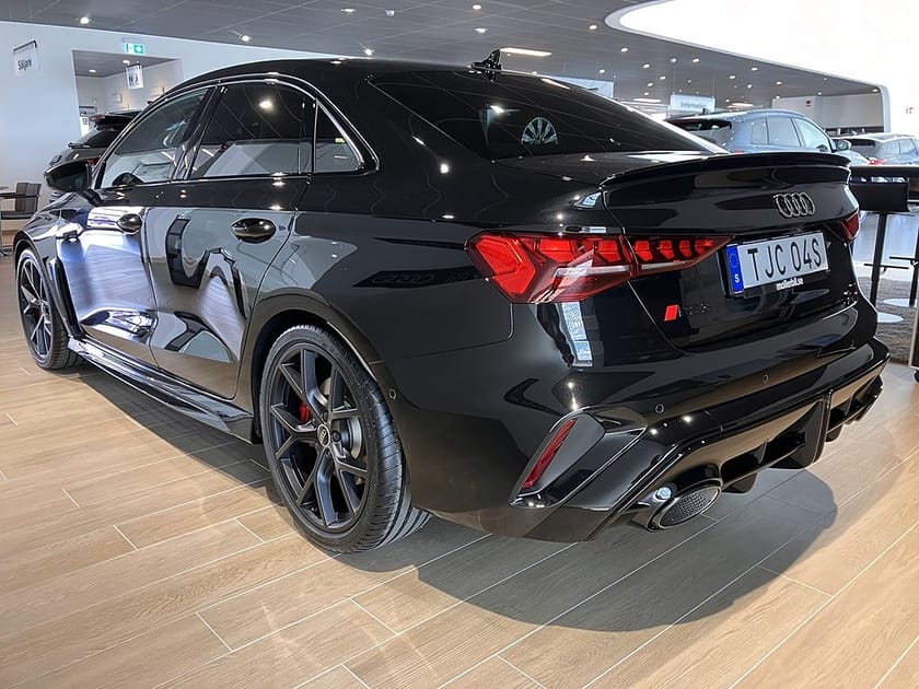 Bild 5 av Audi RS3 Sedan 400hk Quattro