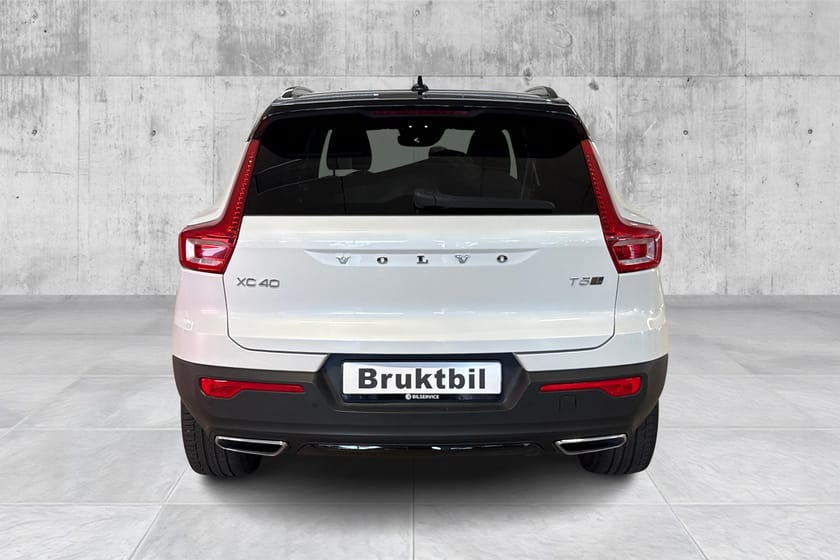 Bilde 4 av Volvo XC40 T5 Twin Engine/R-design/Krok/360/Headup/Panorama++