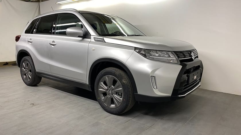 Bild 2 av Suzuki Vitara Hybrid AllGrip 1.4  4x4 Automat ! 3 år fri service