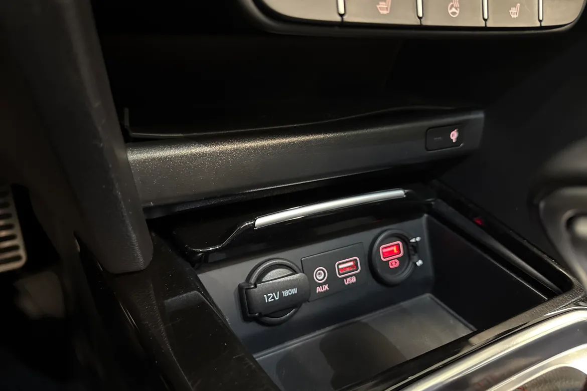 picture of a car