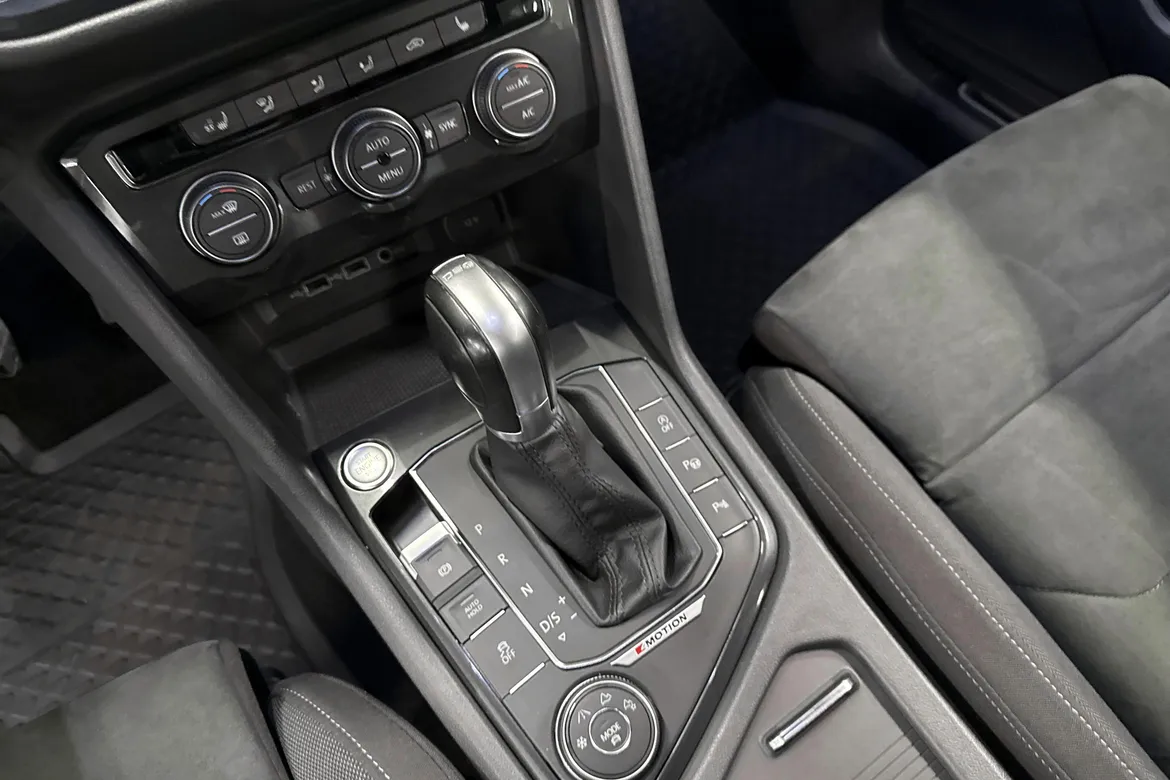picture of a car