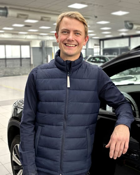 NIKLAS IVARSSON - Personlig Skadetekniker
