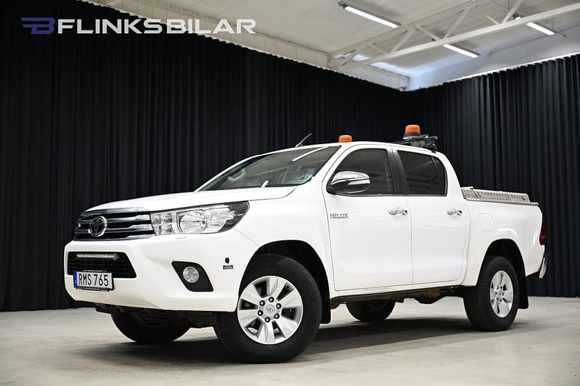 Bild 1 av Toyota Hilux Dubbelhytt 2.4 AWD 150HK Automat|Dubbelhytt|Flaklock|Drag|Värmare