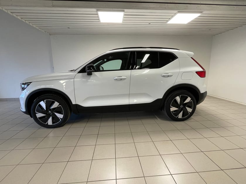 Bild 2 av Volvo EX40 Single Motor Extended Range ExtendedRange Plus SE