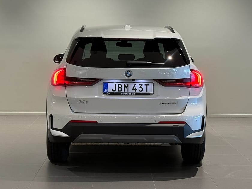 Bild 4 av BMW X1 xDrive25e Active Edition Drag Adpt Farth Rattvärme 17"
