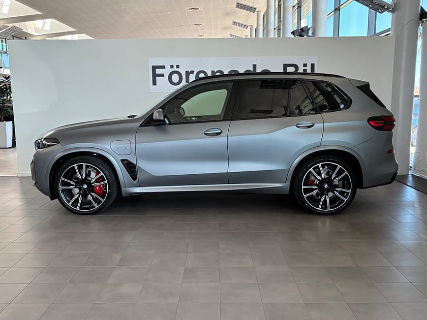 Bild 3 av BMW X5 xDrive50e 4,95 ränta M Sport Pro B&W Dragkrok Panorama