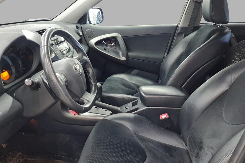 Bilde 4 av Toyota RAV4 2.0 VVT-i 158HK 4x4 Automat Vanguard Executive - Krok