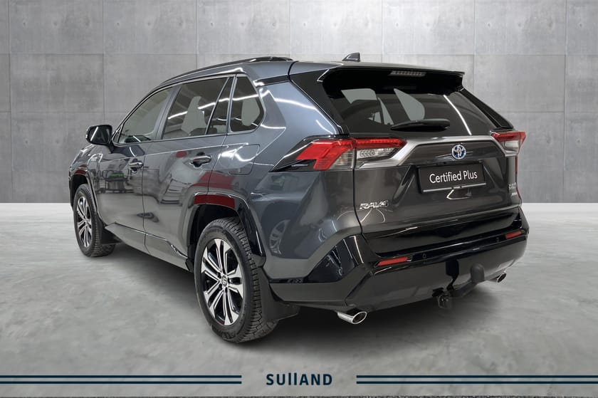 Bilde 3 av Toyota RAV4 Plug-in Hybrid AWD-i – Active Tech Panorama-JBL.H-Feste