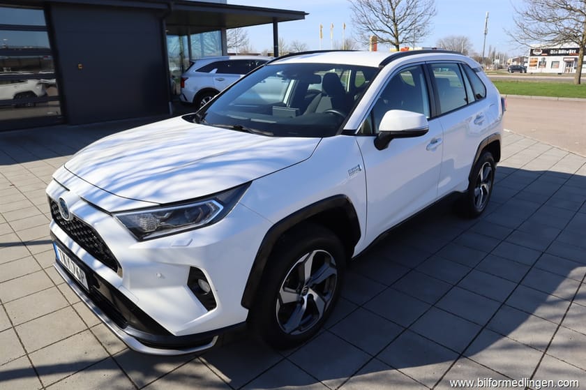 Bild 2 av Toyota RAV4 Plug-in Hybrid 2.5 306hk Aut Active Drag Svensksåld
