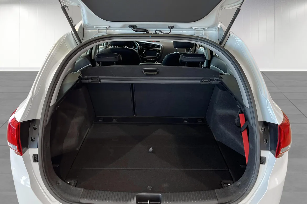 picture of a car