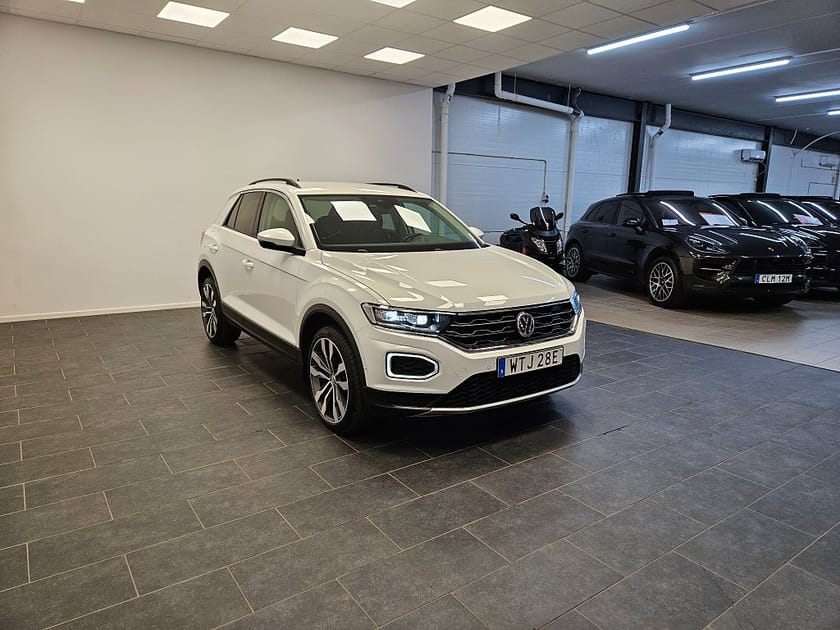 Bild 5 av Volkswagen T-Roc GT 1.5 TSI 150hk Cockpit Värmare Backkamera Drag 19tum