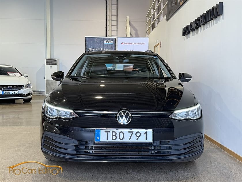 Bild 2 av Volkswagen Golf Sportscombi 1.5 eTSI 131hk | Carplay | Cockpit