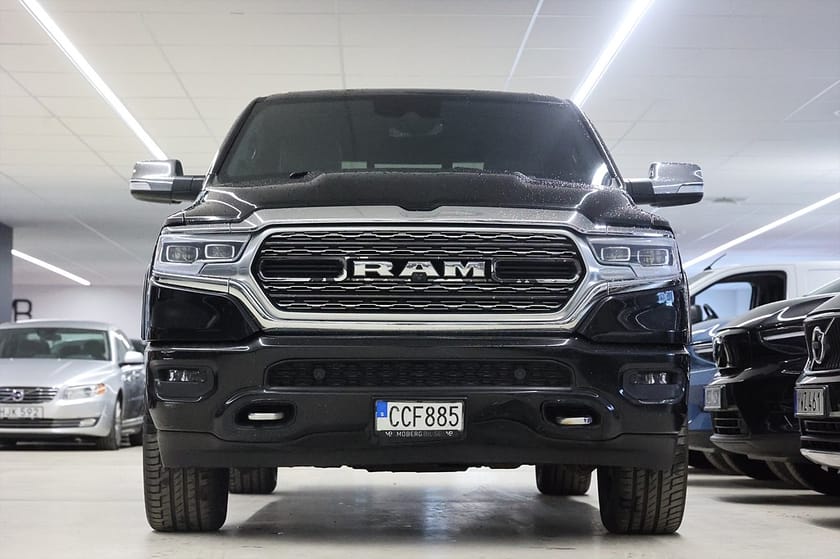 Bild 5 av RAM 1500 Crew Cab 5.7 V8 4x4 395hk Limited Rambox Luftfjädring
