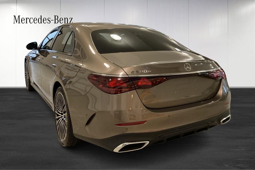 Bild 3 av Mercedes-Benz E 300 e Sedan AMG Line / Burmester *DEMO*