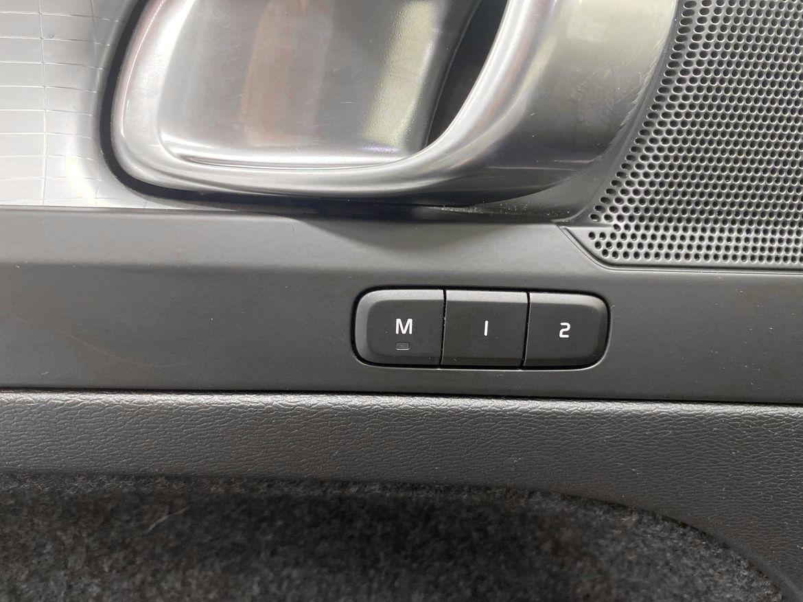 Volvo XC40 2024 - miniatyr 10