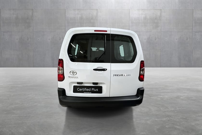 Bilde 4 av Toyota ProAce City Kort L1 1.5 Diesel 100 Manuell 6 gir Comf.Fleet Colour
